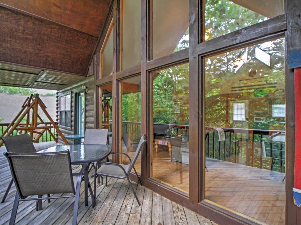 Idyllic Cabin With Hot Tub Less Than 2 Mi To Dollywood! Sevierville Exterior foto